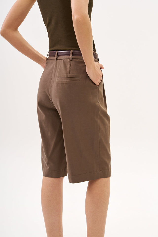 Noah Bermuda Tencel Dusty Brown