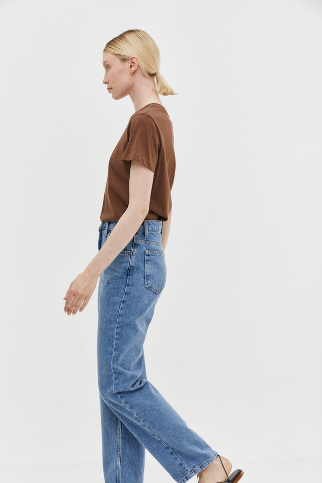 Tres fitted T Brown