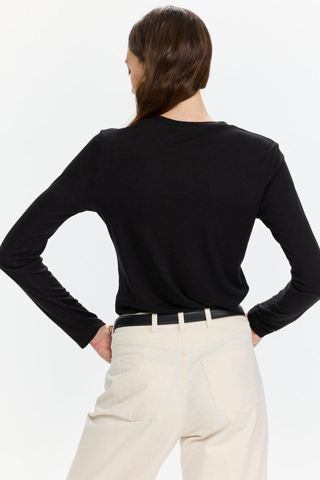 Mili Tencel Silk Top Black