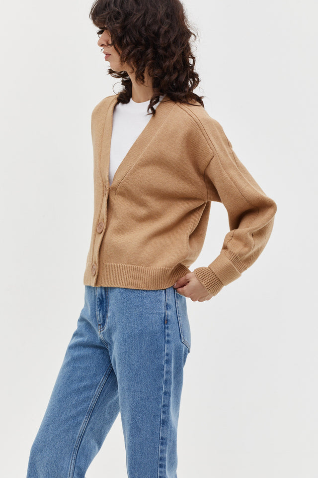 Mia Cardigan Raffia