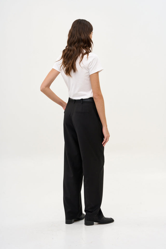 Noah Pants Smooth Black