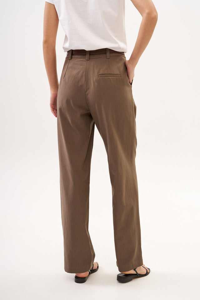 Noah Tencel Pants  Dusty Brown
