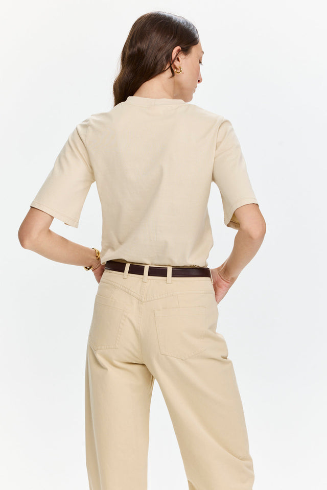 Lou T Beige
