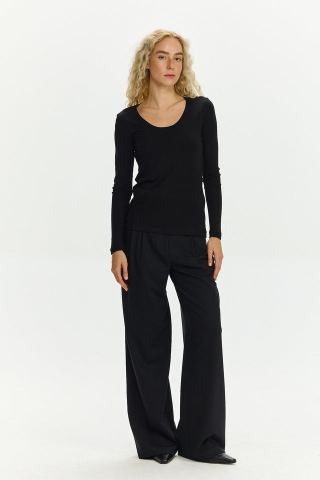 Mili Tencel Round Neck Top Black