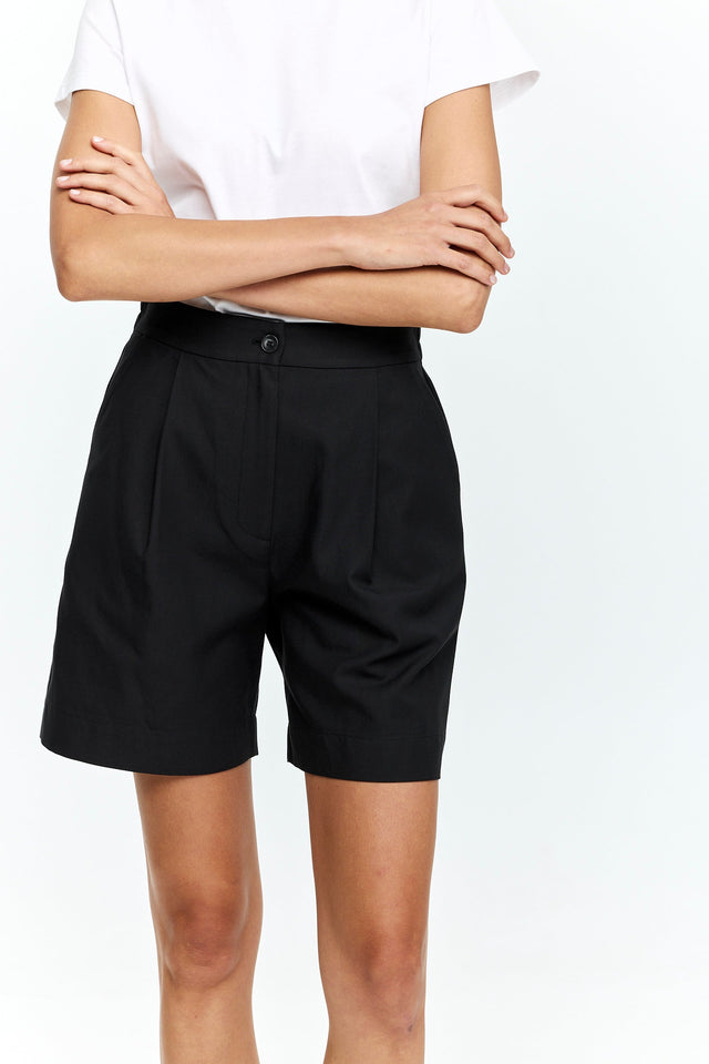 Oliver Shorts Black